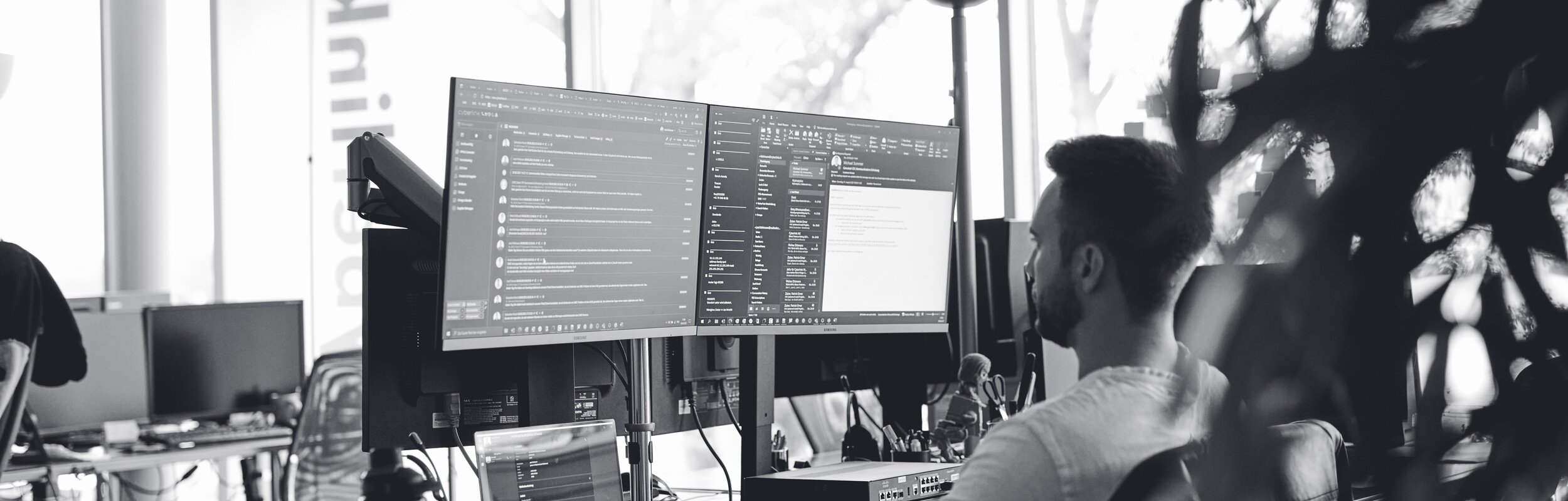 Cyberlink | Support | Auf Wunsch 7x24h Erstklassiger Tech-Support auf Schweizerdeutsch, Deutsch und Englisch. Anrufen und sofort Hilfe erhalten. Wir kümmern uns persönlich um Ihr Anliegen.
